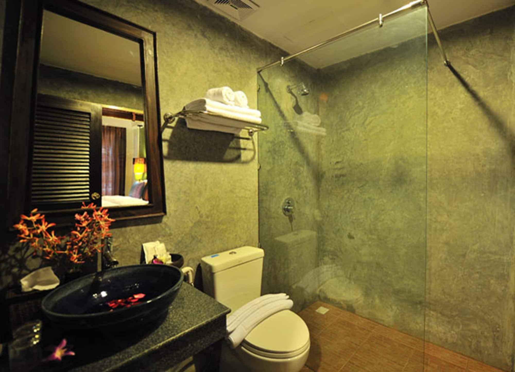 Siralanna Hotel Patong Εξωτερικό φωτογραφία